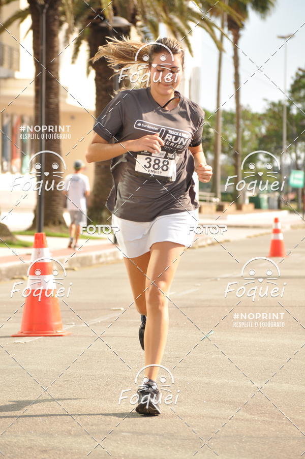 Buy your photos of the eventSantander Track&Field  Run Series - Shopping Vitria on Fotop