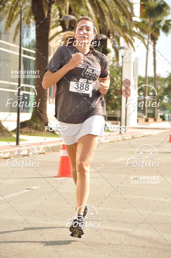 Buy your photos of the eventSantander Track&Field  Run Series - Shopping Vitria on Fotop