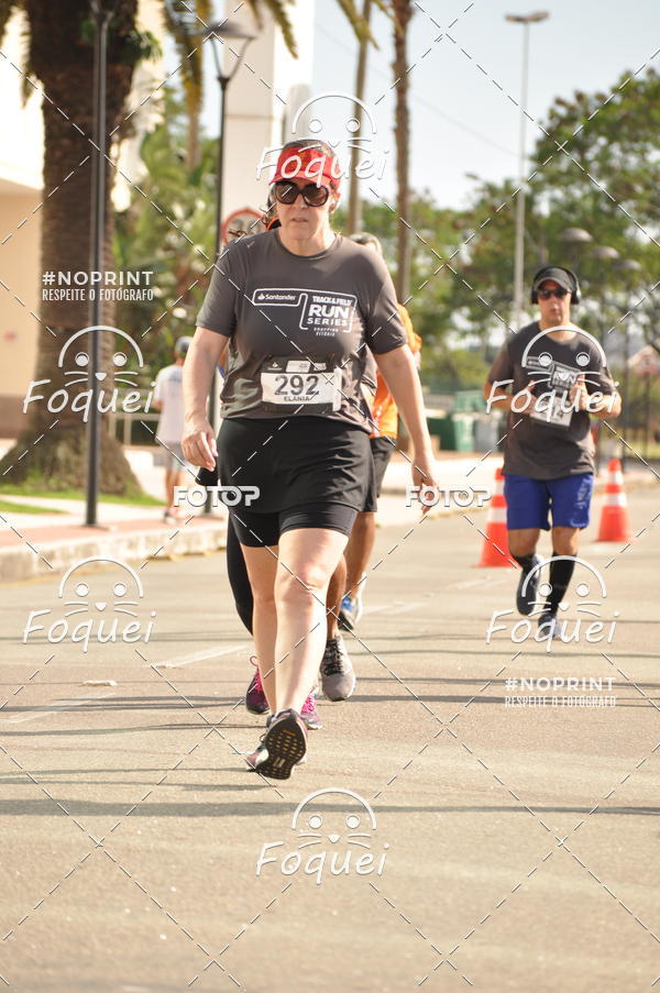 Buy your photos of the eventSantander Track&Field  Run Series - Shopping Vitria on Fotop