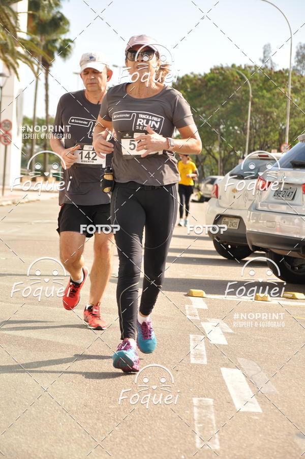 Buy your photos of the eventSantander Track&Field  Run Series - Shopping Vitria on Fotop