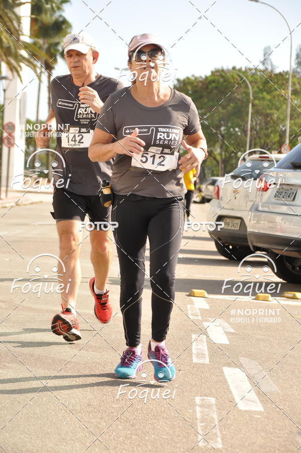 Buy your photos of the eventSantander Track&Field  Run Series - Shopping Vitria on Fotop