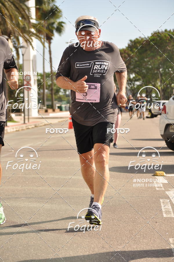Buy your photos of the eventSantander Track&Field  Run Series - Shopping Vitria on Fotop