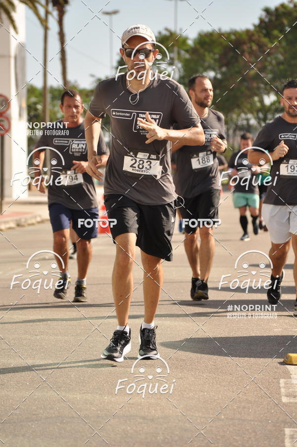 Buy your photos of the eventSantander Track&Field  Run Series - Shopping Vitria on Fotop