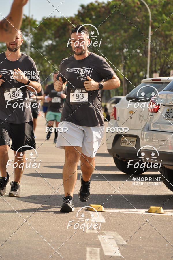 Buy your photos of the eventSantander Track&Field  Run Series - Shopping Vitria on Fotop