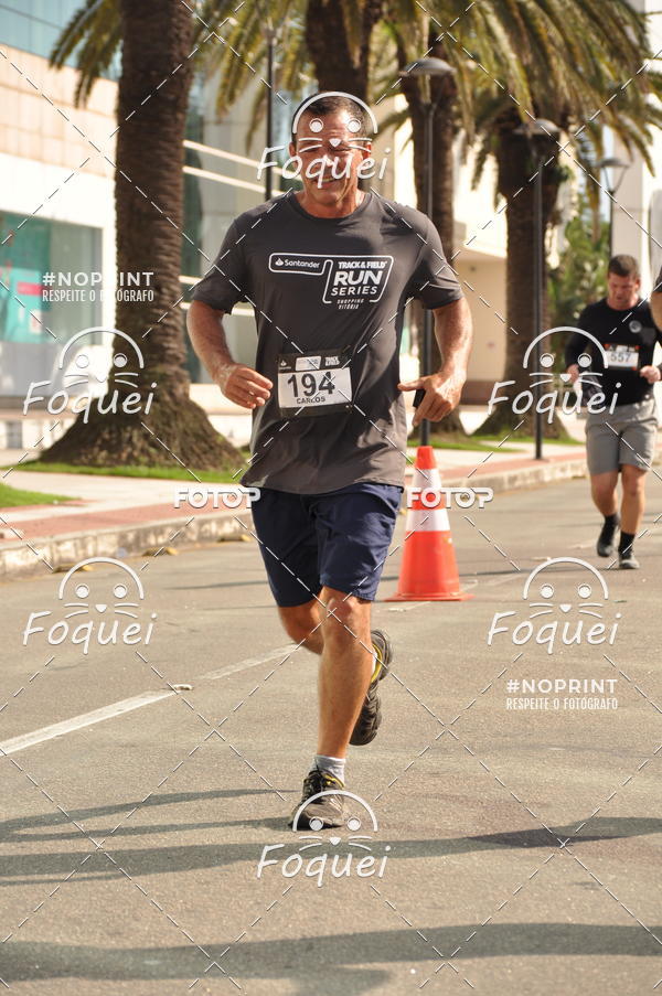 Buy your photos of the eventSantander Track&Field  Run Series - Shopping Vitria on Fotop