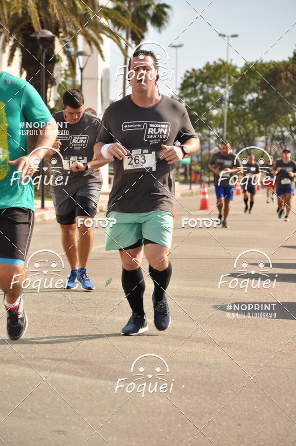 Buy your photos of the eventSantander Track&Field  Run Series - Shopping Vitria on Fotop