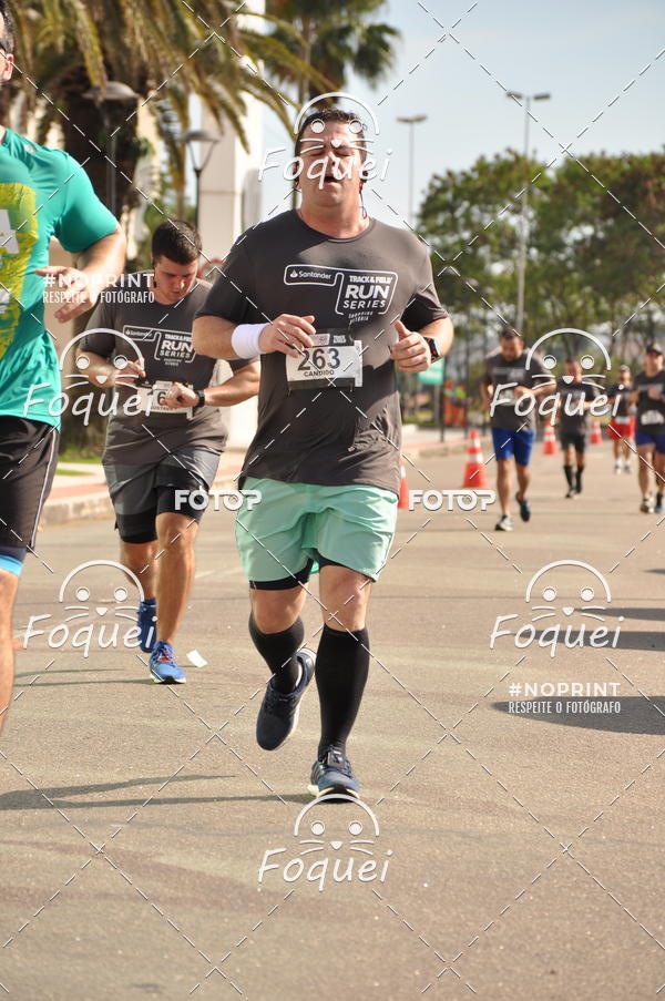 Buy your photos of the eventSantander Track&Field  Run Series - Shopping Vitria on Fotop