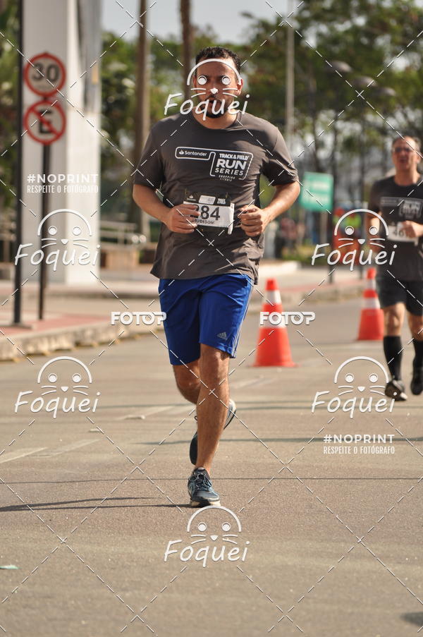 Buy your photos of the eventSantander Track&Field  Run Series - Shopping Vitria on Fotop