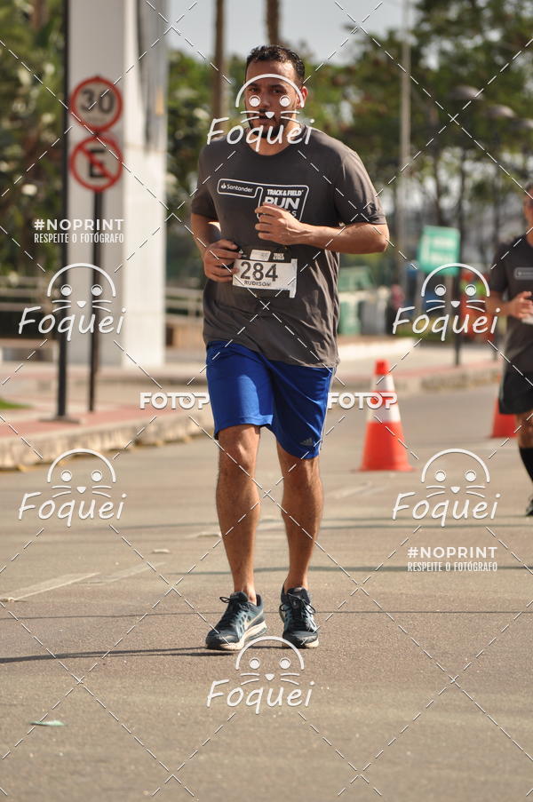 Buy your photos of the eventSantander Track&Field  Run Series - Shopping Vitria on Fotop