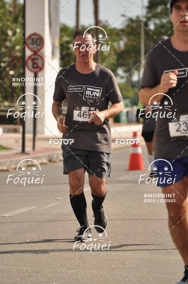 Buy your photos of the eventSantander Track&Field  Run Series - Shopping Vitria on Fotop