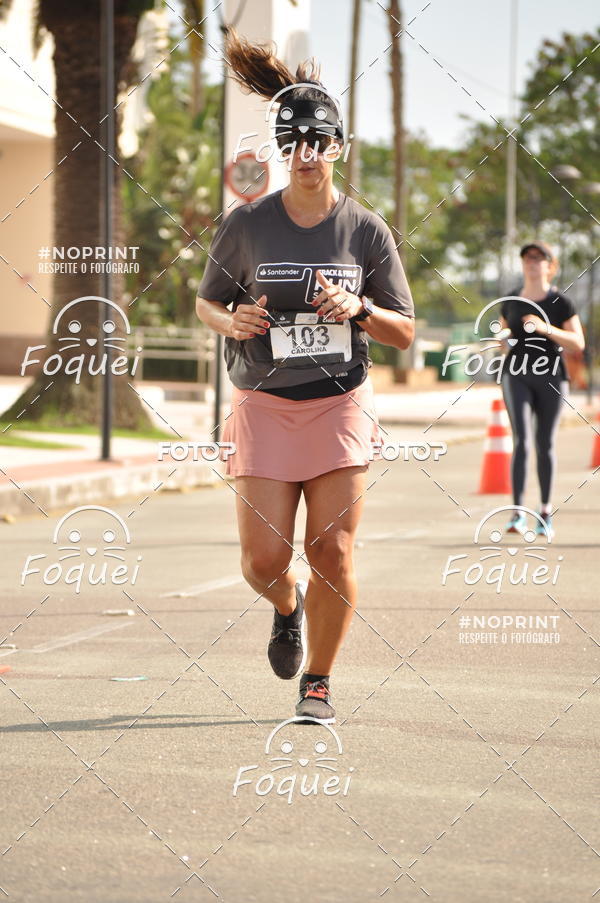 Buy your photos of the eventSantander Track&Field  Run Series - Shopping Vitria on Fotop