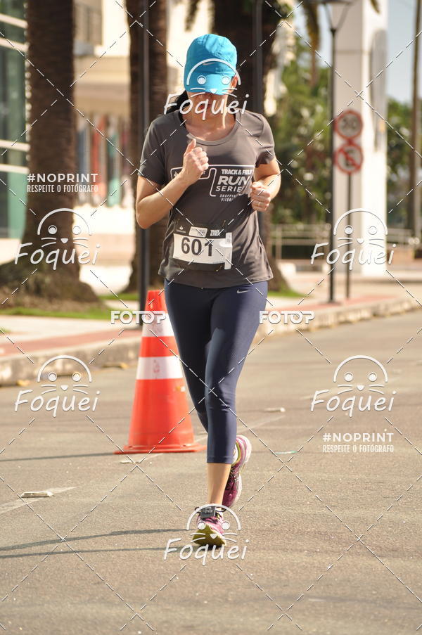 Buy your photos of the eventSantander Track&Field  Run Series - Shopping Vitria on Fotop