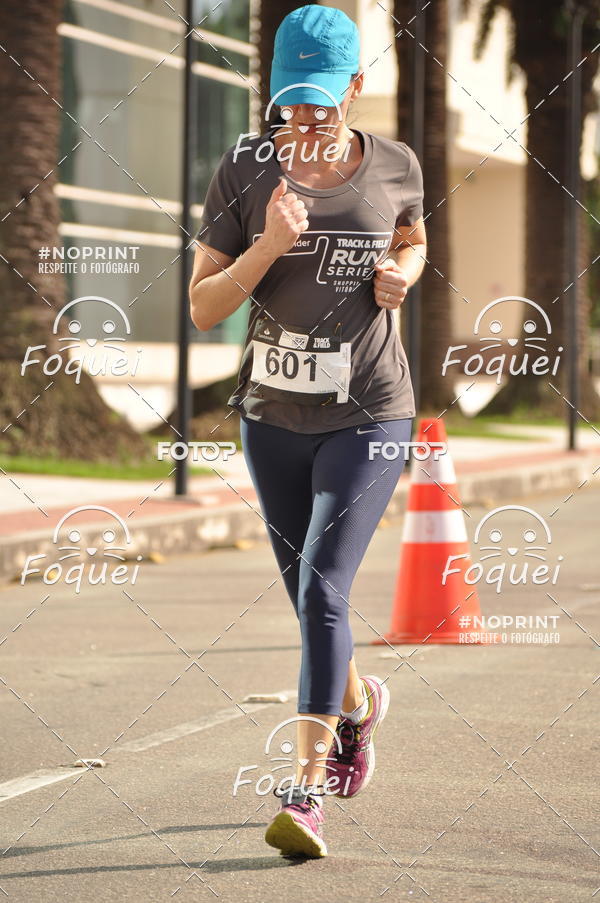 Buy your photos of the eventSantander Track&Field  Run Series - Shopping Vitria on Fotop