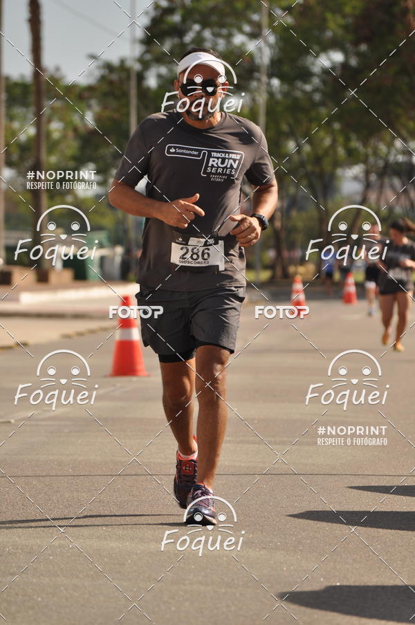 Buy your photos of the eventSantander Track&Field  Run Series - Shopping Vitria on Fotop