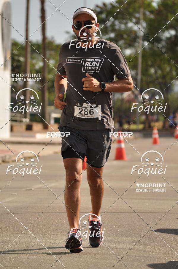 Buy your photos of the eventSantander Track&Field  Run Series - Shopping Vitria on Fotop