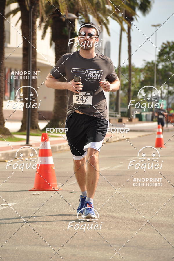 Buy your photos of the eventSantander Track&Field  Run Series - Shopping Vitria on Fotop