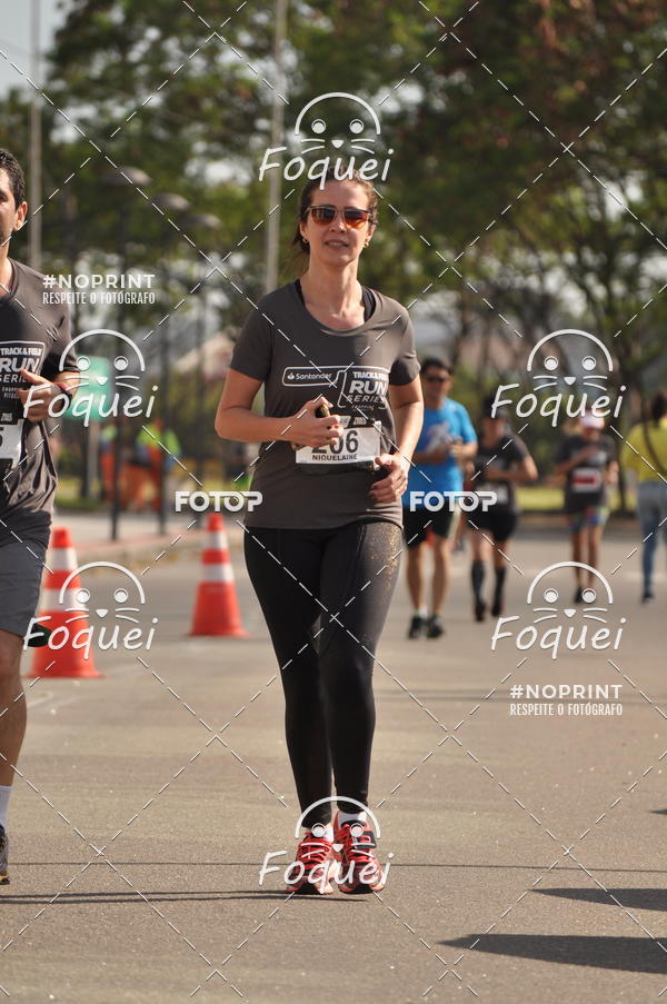 Buy your photos of the eventSantander Track&Field  Run Series - Shopping Vitria on Fotop