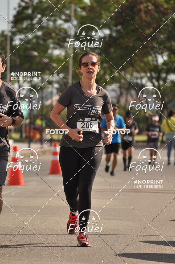 Buy your photos of the eventSantander Track&Field  Run Series - Shopping Vitria on Fotop