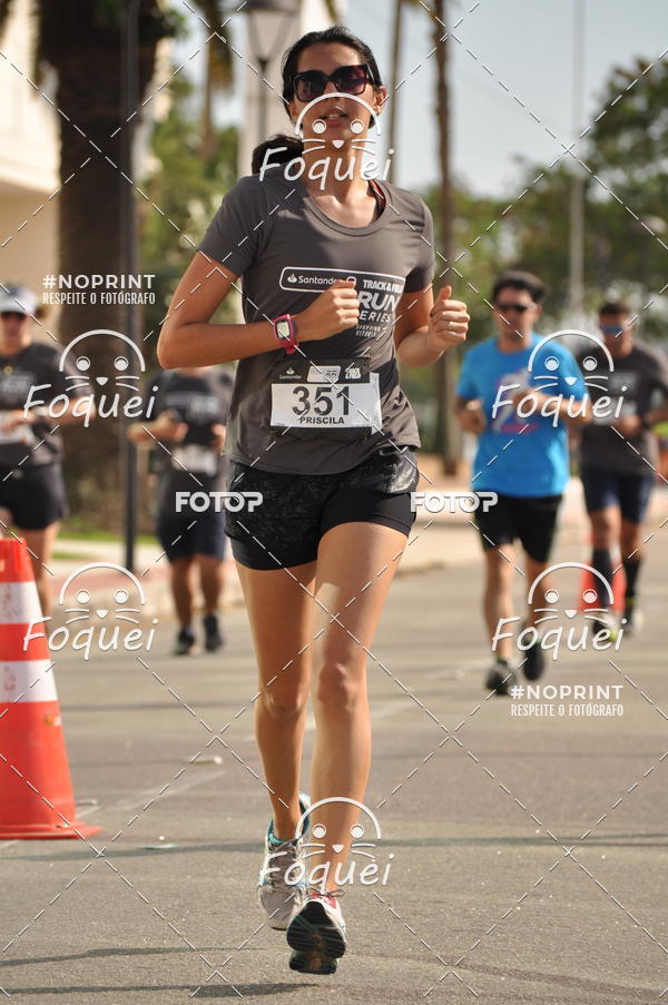 Buy your photos of the eventSantander Track&Field  Run Series - Shopping Vitria on Fotop