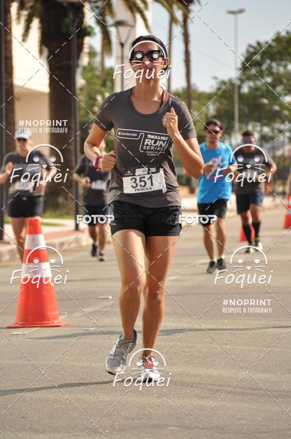 Buy your photos of the eventSantander Track&Field  Run Series - Shopping Vitria on Fotop