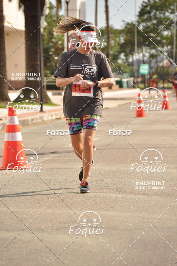 Buy your photos of the eventSantander Track&Field  Run Series - Shopping Vitria on Fotop