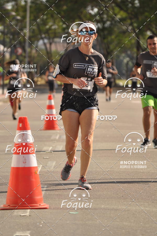 Buy your photos of the eventSantander Track&Field  Run Series - Shopping Vitria on Fotop