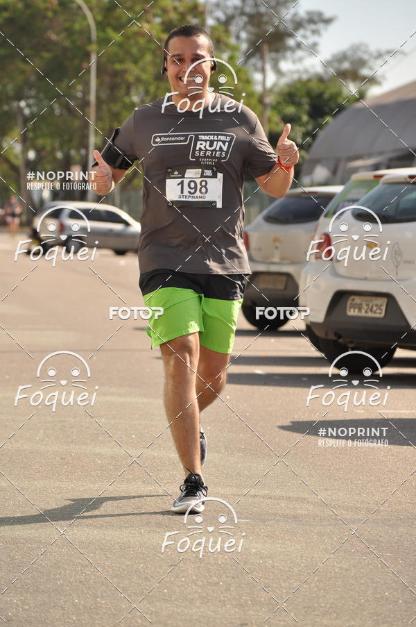 Buy your photos of the eventSantander Track&Field  Run Series - Shopping Vitria on Fotop