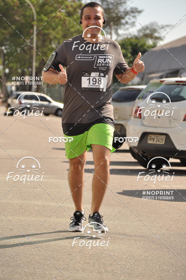 Buy your photos of the eventSantander Track&Field  Run Series - Shopping Vitria on Fotop