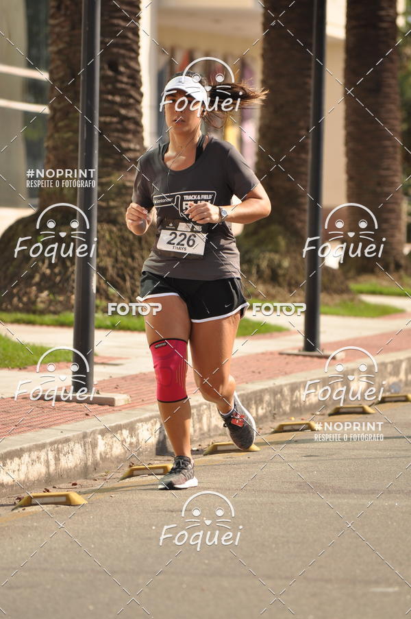 Buy your photos of the eventSantander Track&Field  Run Series - Shopping Vitria on Fotop