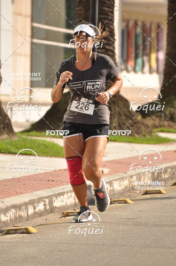 Buy your photos of the eventSantander Track&Field  Run Series - Shopping Vitria on Fotop