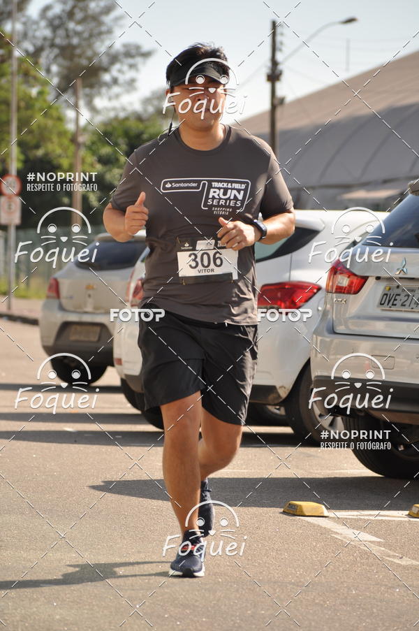 Buy your photos of the eventSantander Track&Field  Run Series - Shopping Vitria on Fotop