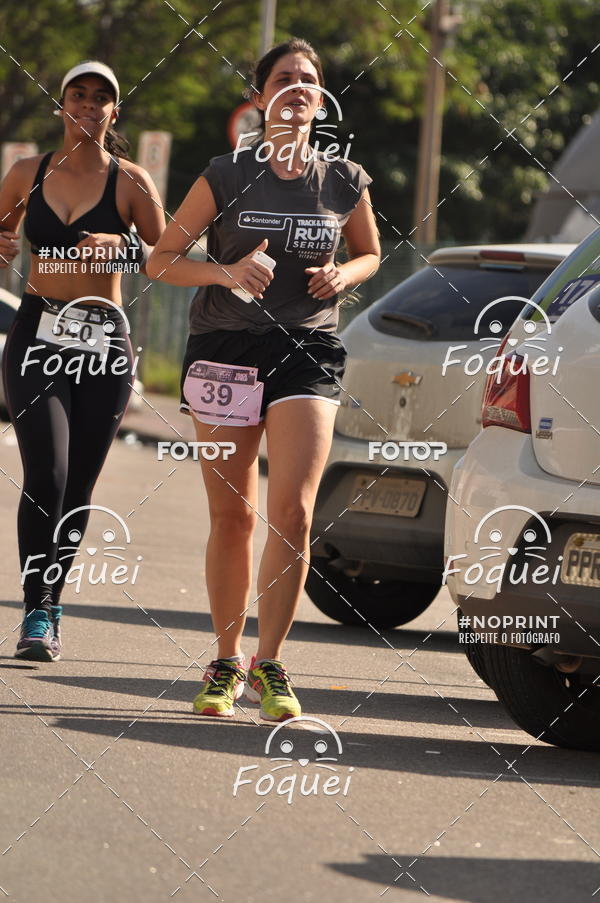 Buy your photos of the eventSantander Track&Field  Run Series - Shopping Vitria on Fotop