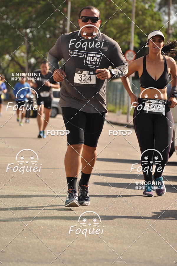 Buy your photos of the eventSantander Track&Field  Run Series - Shopping Vitria on Fotop