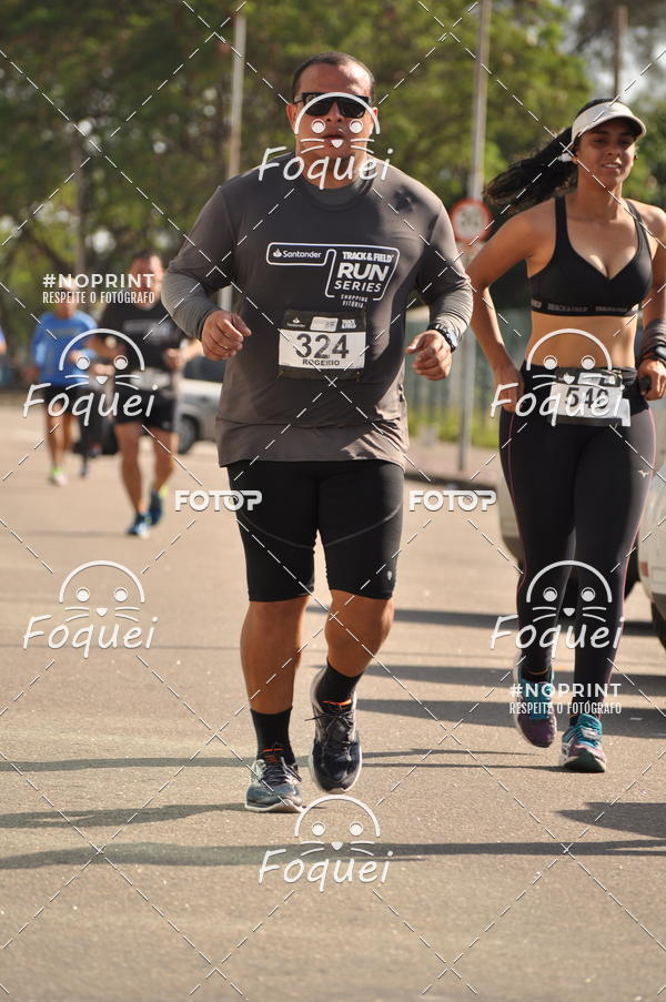 Buy your photos of the eventSantander Track&Field  Run Series - Shopping Vitria on Fotop