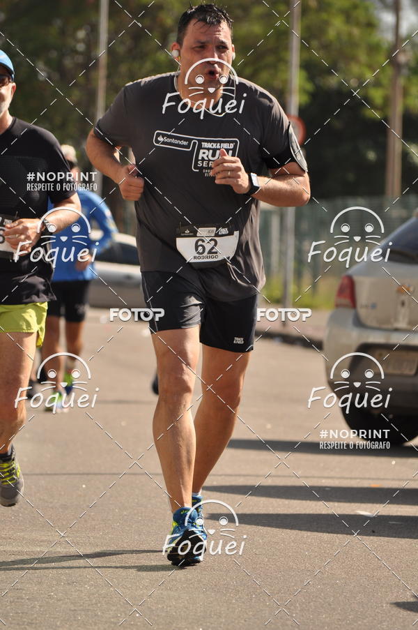 Buy your photos of the eventSantander Track&Field  Run Series - Shopping Vitria on Fotop