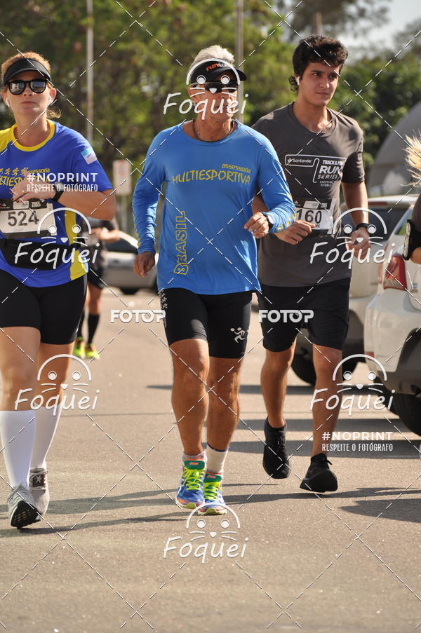 Buy your photos of the eventSantander Track&Field  Run Series - Shopping Vitria on Fotop