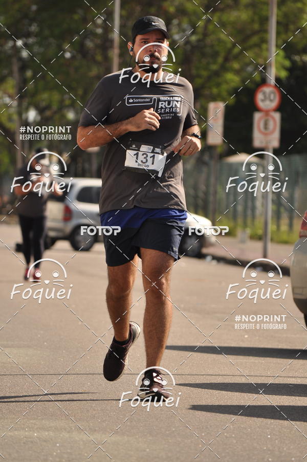 Buy your photos of the eventSantander Track&Field  Run Series - Shopping Vitria on Fotop