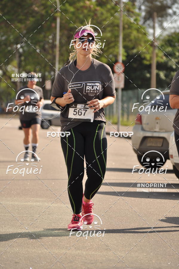 Buy your photos of the eventSantander Track&Field  Run Series - Shopping Vitria on Fotop