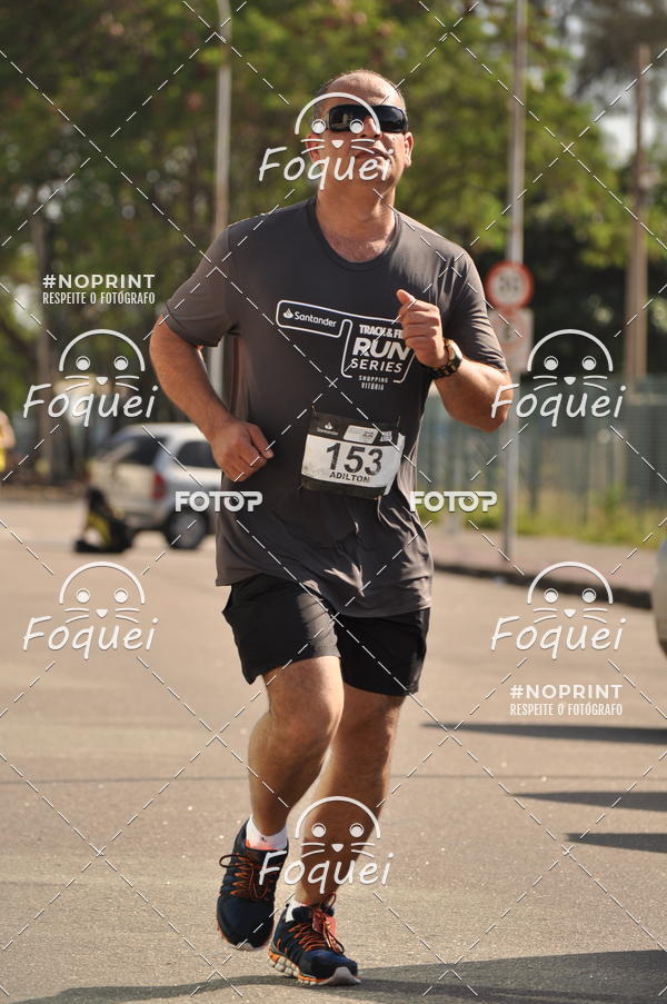 Buy your photos of the eventSantander Track&Field  Run Series - Shopping Vitria on Fotop