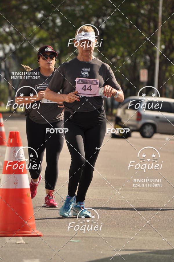 Buy your photos of the eventSantander Track&Field  Run Series - Shopping Vitria on Fotop