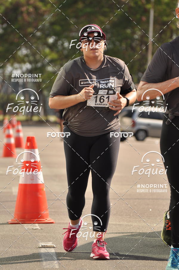 Buy your photos of the eventSantander Track&Field  Run Series - Shopping Vitria on Fotop