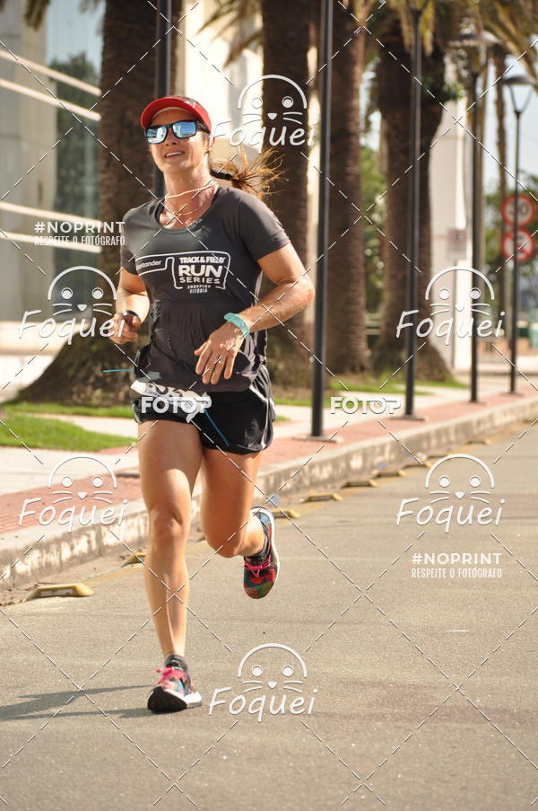 Buy your photos of the eventSantander Track&Field  Run Series - Shopping Vitria on Fotop