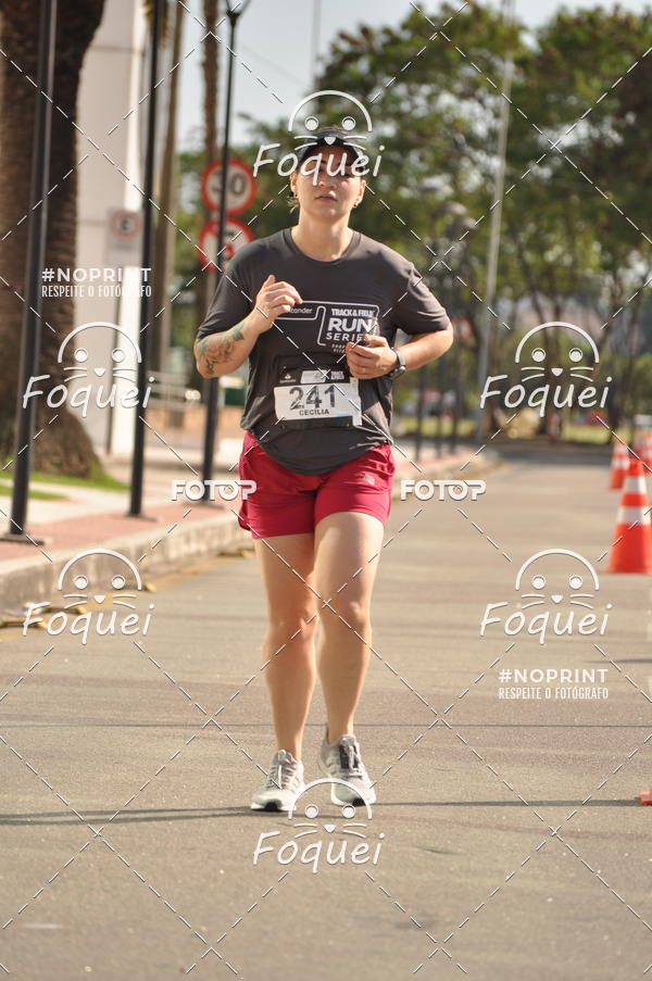 Buy your photos of the eventSantander Track&Field  Run Series - Shopping Vitria on Fotop