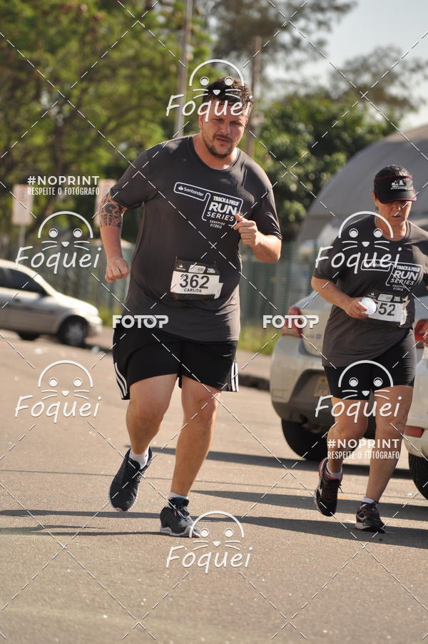 Buy your photos of the eventSantander Track&Field  Run Series - Shopping Vitria on Fotop