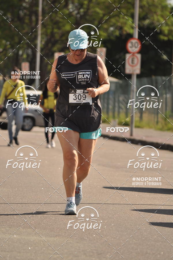 Buy your photos of the eventSantander Track&Field  Run Series - Shopping Vitria on Fotop