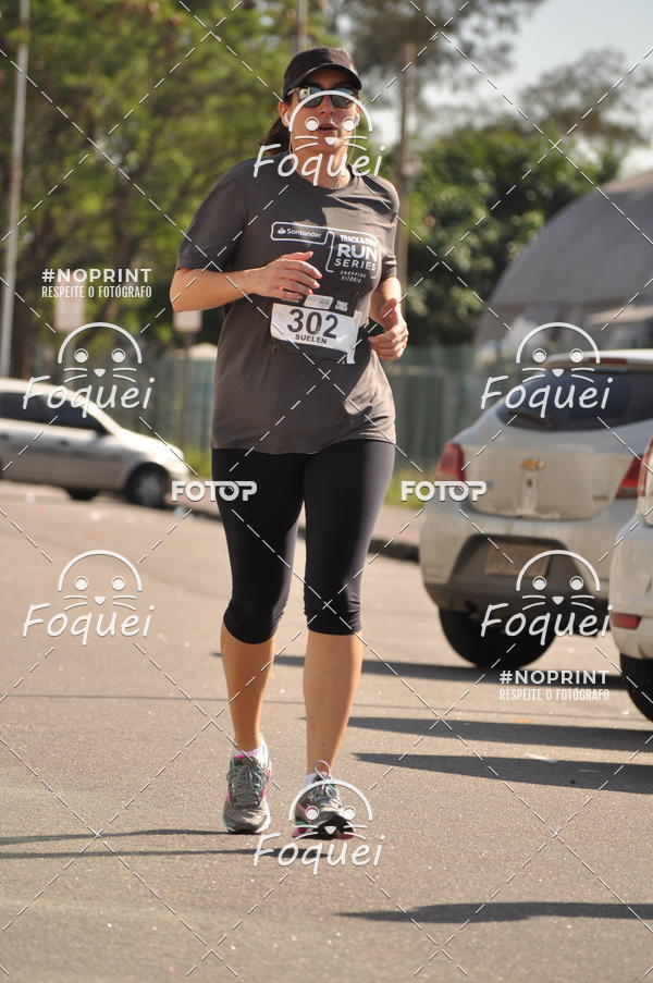 Buy your photos of the eventSantander Track&Field  Run Series - Shopping Vitria on Fotop