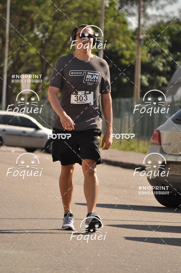 Buy your photos of the eventSantander Track&Field  Run Series - Shopping Vitria on Fotop