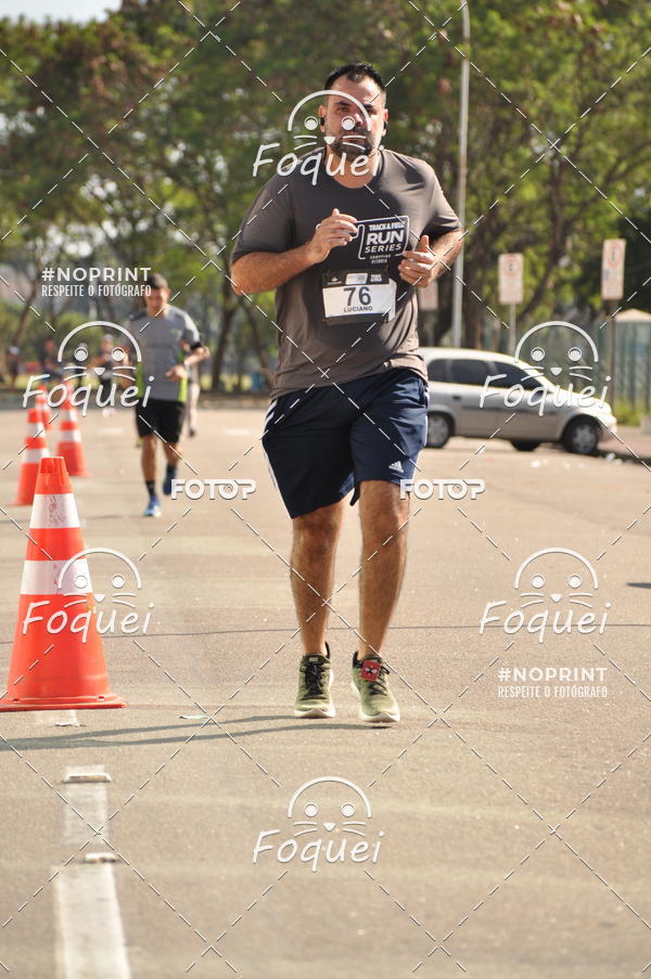 Buy your photos of the eventSantander Track&Field  Run Series - Shopping Vitria on Fotop