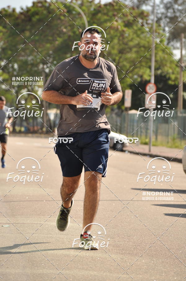 Buy your photos of the eventSantander Track&Field  Run Series - Shopping Vitria on Fotop