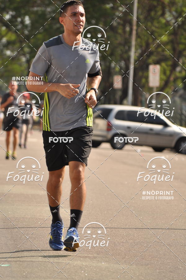 Buy your photos of the eventSantander Track&Field  Run Series - Shopping Vitria on Fotop